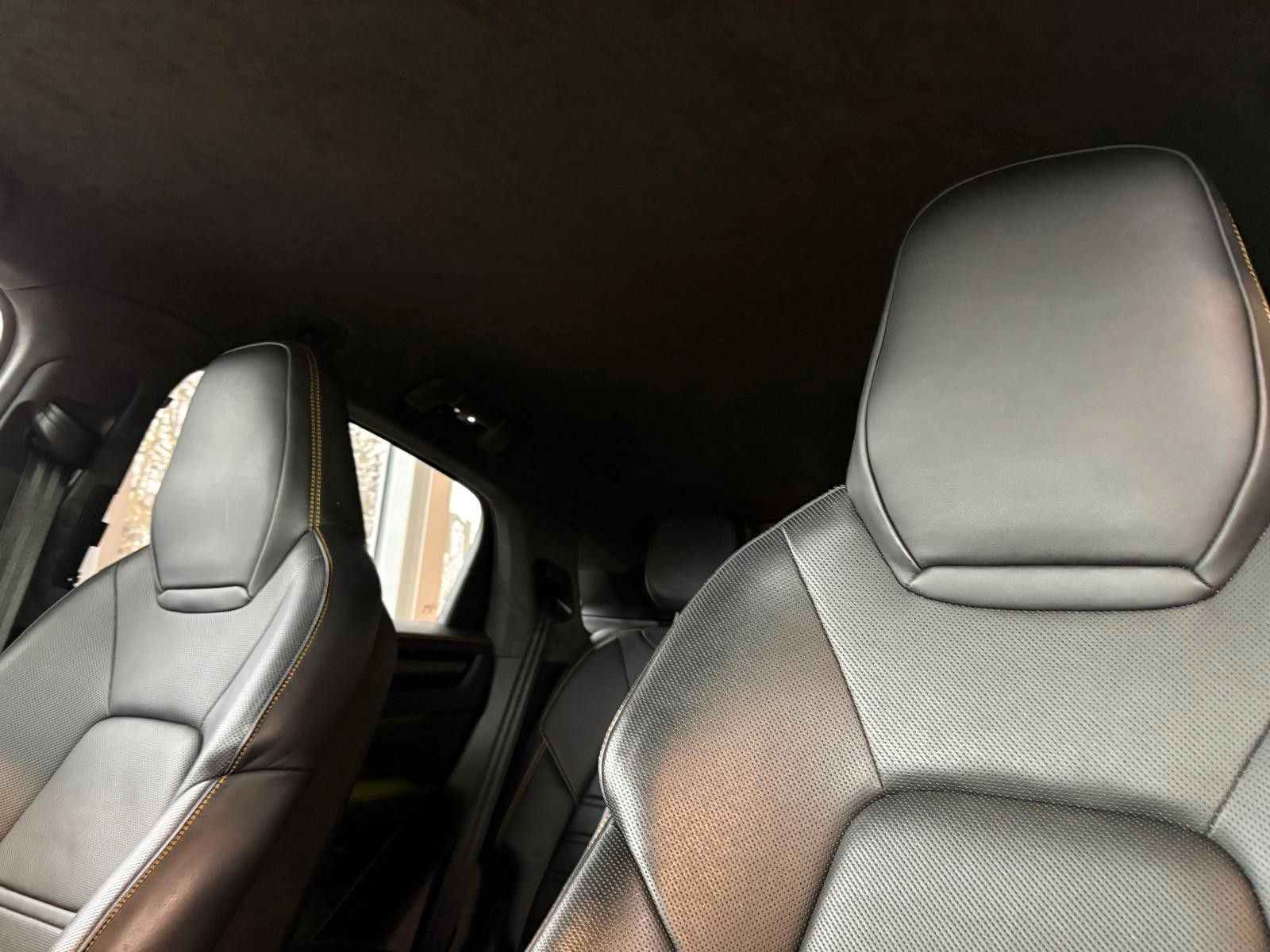 Fahrzeugabbildung Porsche Cayenne Coupe Turbo GT/Burmester/PCCB/Carbon