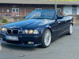 BMW 325i e36 Cabrio - BMW 325: E36 325i