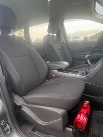 Ford Kuga - 11