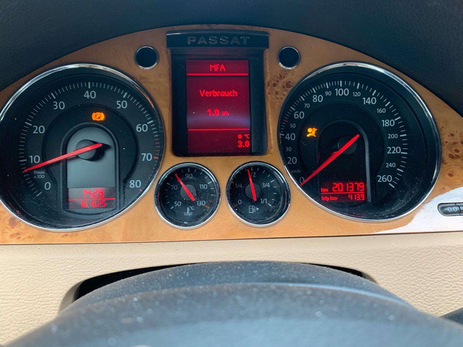 Volkswagen Passat 2005 — photo 7
