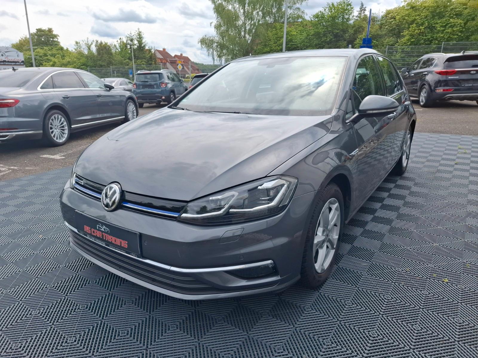 Volkswagen Golf VII Lim. Highline BlueMotion*71tkm*Xenon*2H