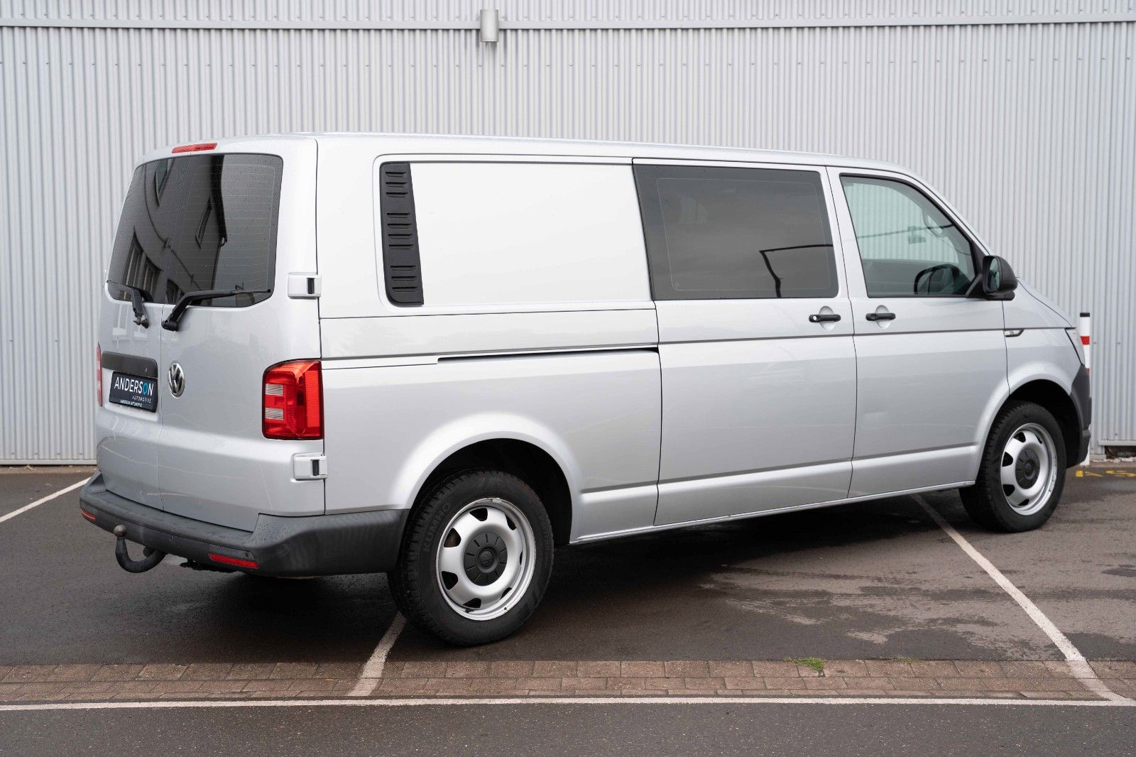 Fahrzeugabbildung Volkswagen T6 TRANSP KA 2.0TDI LANG DSG LED ACC PDC SHZ AHK