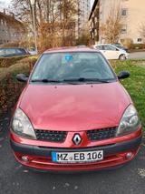 Renault Clio 1.5 - Renault Clio aus 2004 mit Diesel-Antrieb
