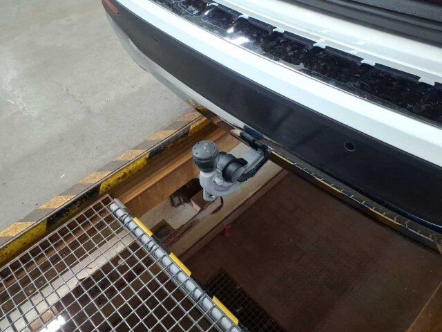 Fahrzeugabbildung Mercedes-Benz GLB 200d Progr AHK Pano MLED HighEndMBUX Busines