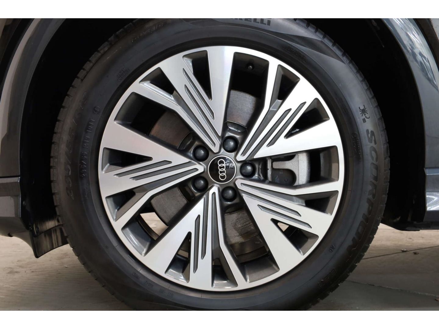 Audi Q4 e-tron - Bild 8