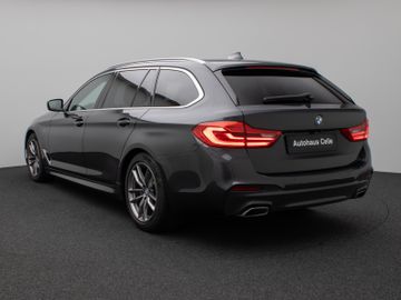Fahrzeugabbildung BMW 520d xDr Tour HUD DAB Komfortzugang HI-FI