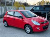 Hyundai i20 1.4 CRDi 5p. Comfort - Hyundai i20: Standheizung