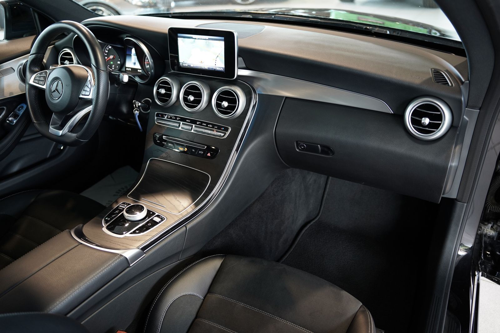 Mercedes Benz C 300