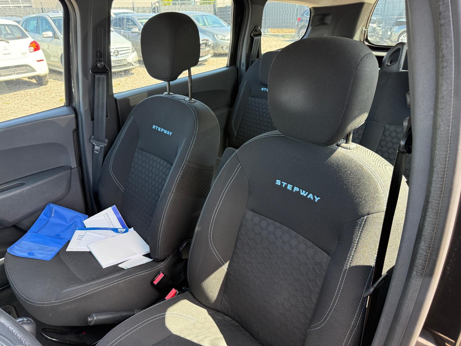 Dacia Lodgy 2015 — photo 5