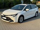 Toyota Corolla 2.0 Hybrid sehr guter Zustand - Toyota Corolla Gebrauchtwagen in München
