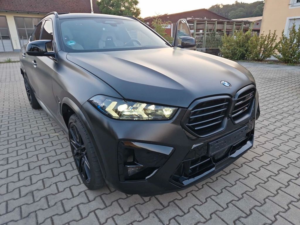 Image of BMW X6 M