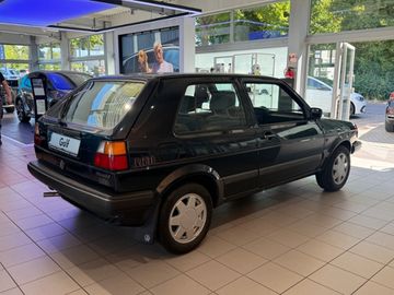 Volkswagen Golf - 8
