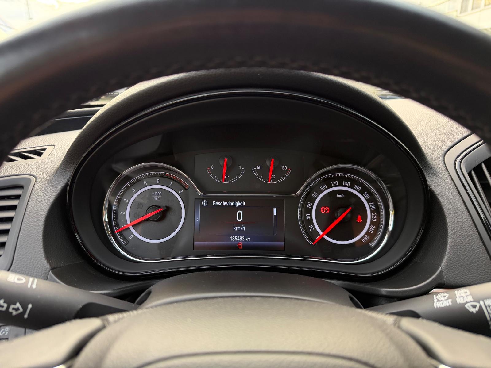 Opel Insignia LPG/Benzin Sports Tourer Business