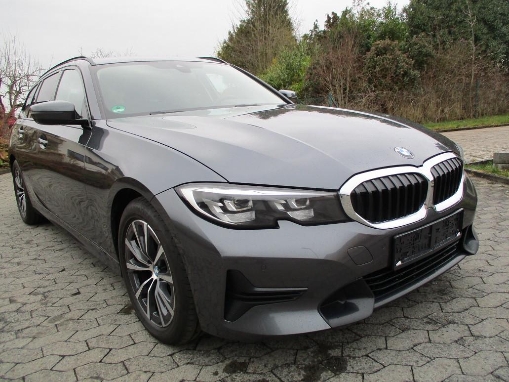 BMW 318 d Touring Sport Line+LED+Leder+DAB