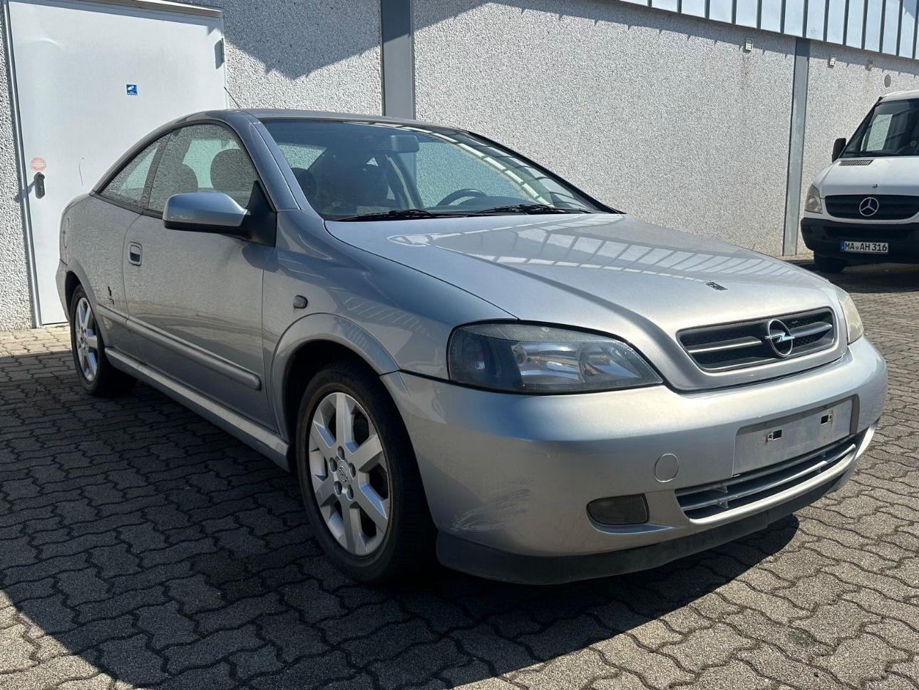 Opel Astra 1.8 16V