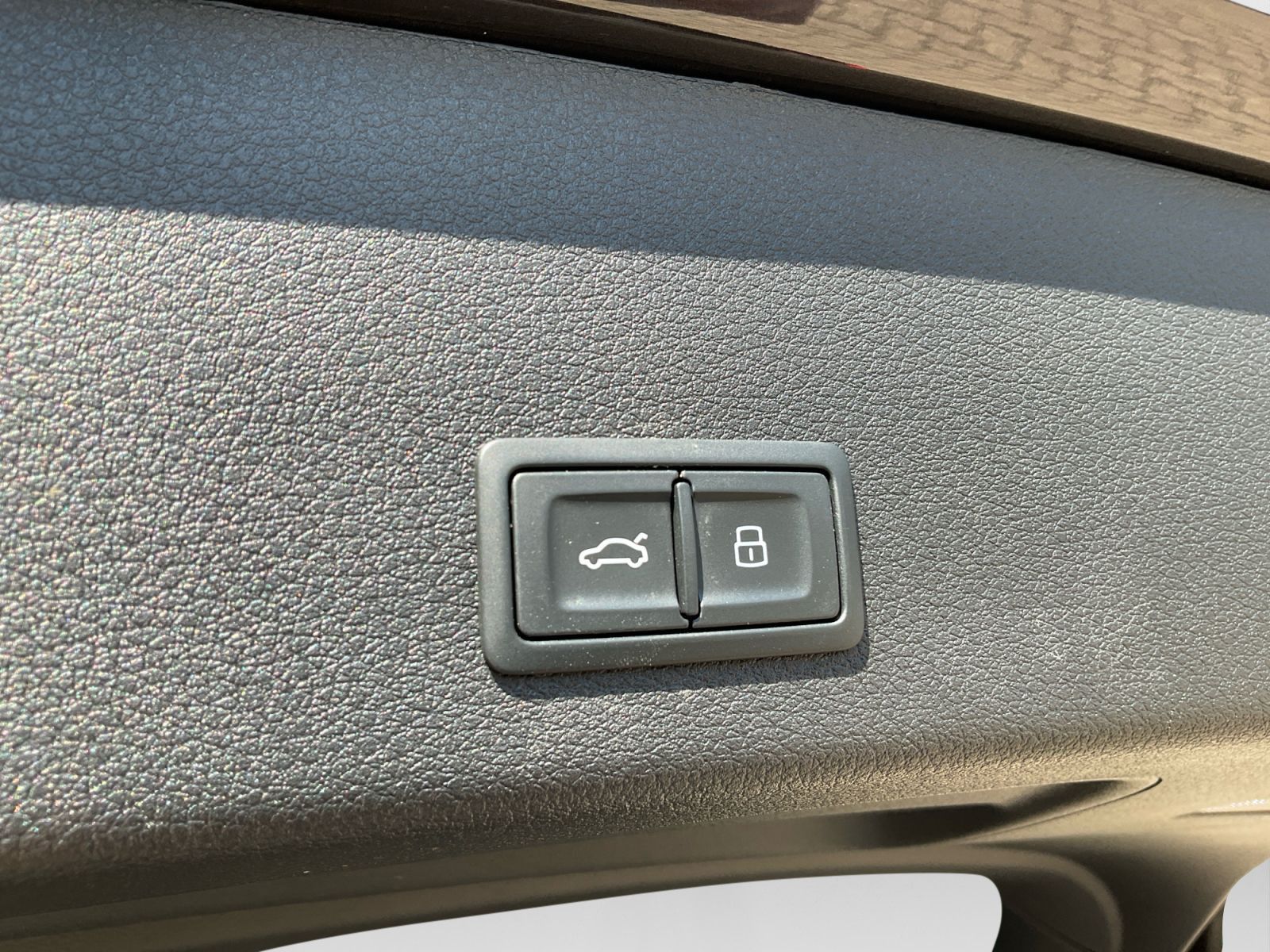 Audi Q8 e-tron - Bild 17