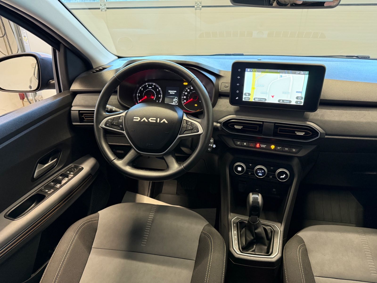 Fahrzeugabbildung Dacia Sandero III Stepway Extreme CVT, WENIG KM!