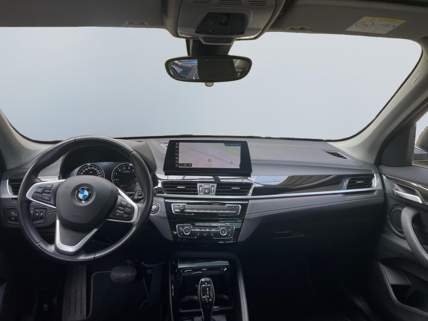 BMW X1 sDrive20i Sport Line *PANO*SHZ*PDC*ACC*, миниатюра 9