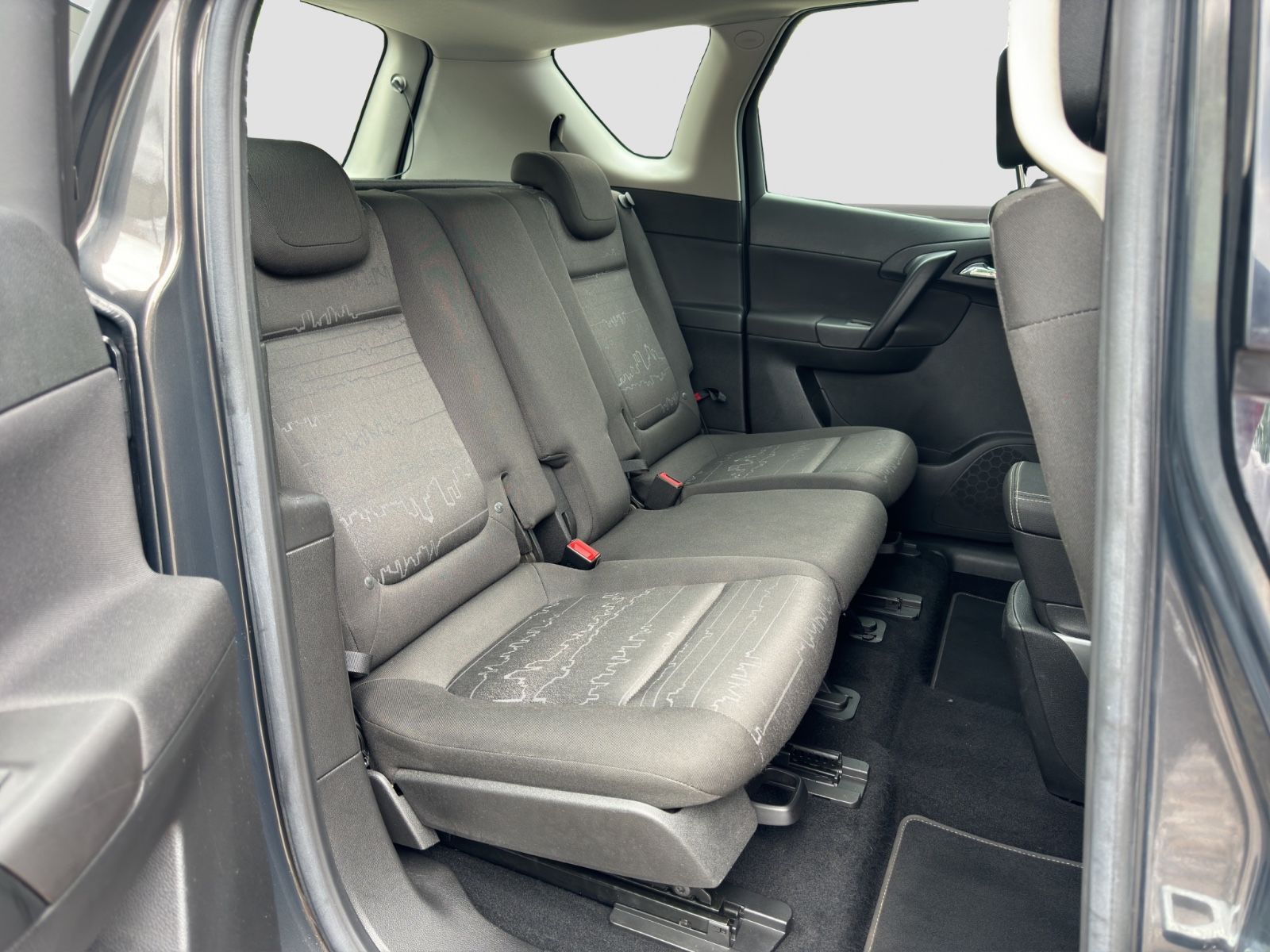 Fahrzeugabbildung Opel Meriva B Edition /Klimaanlage/Tempom./Navi./