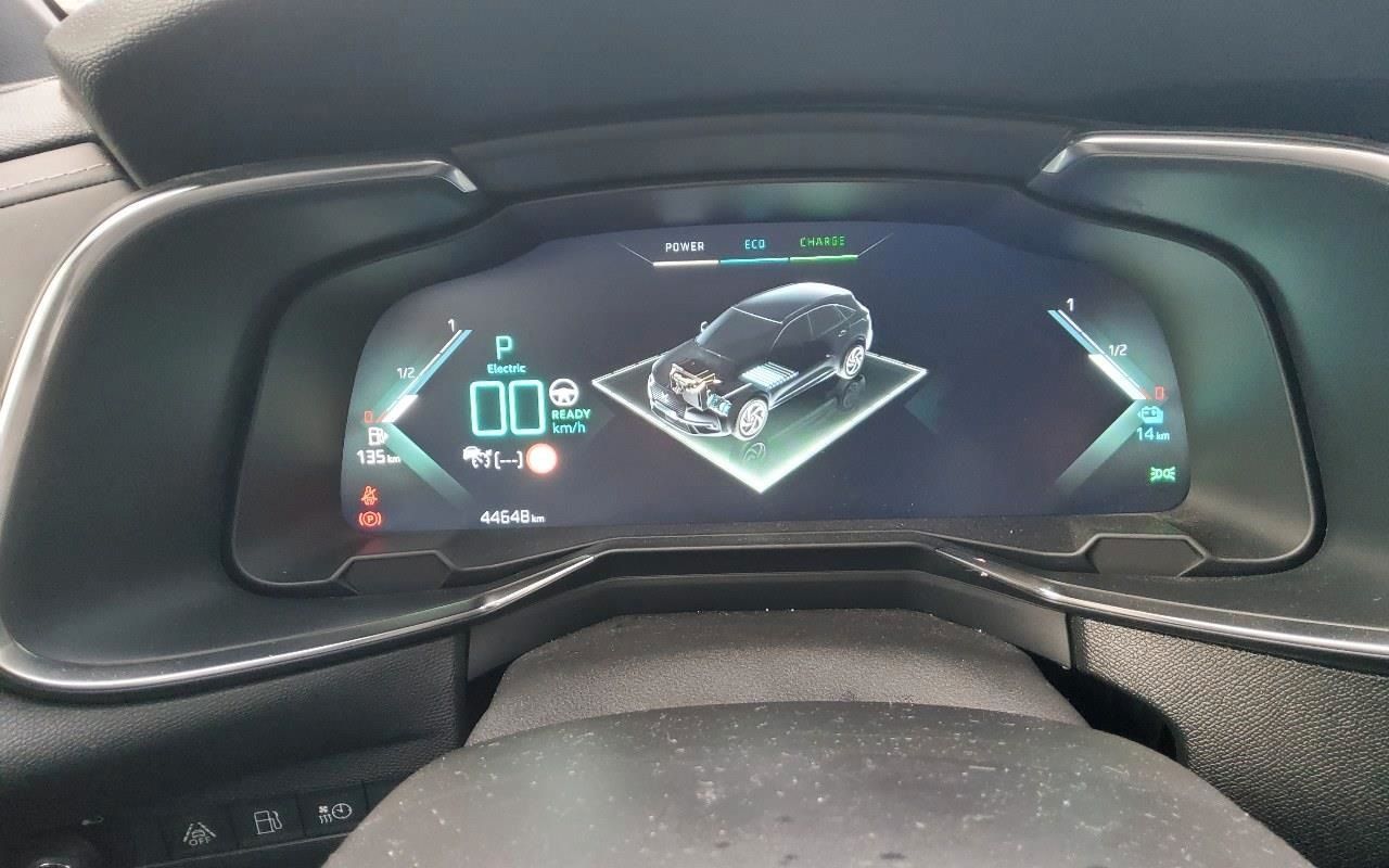 Fahrzeugabbildung DS Automobiles DS7 Crossback E-Tense 225 Rivoli Anhängerkupplun