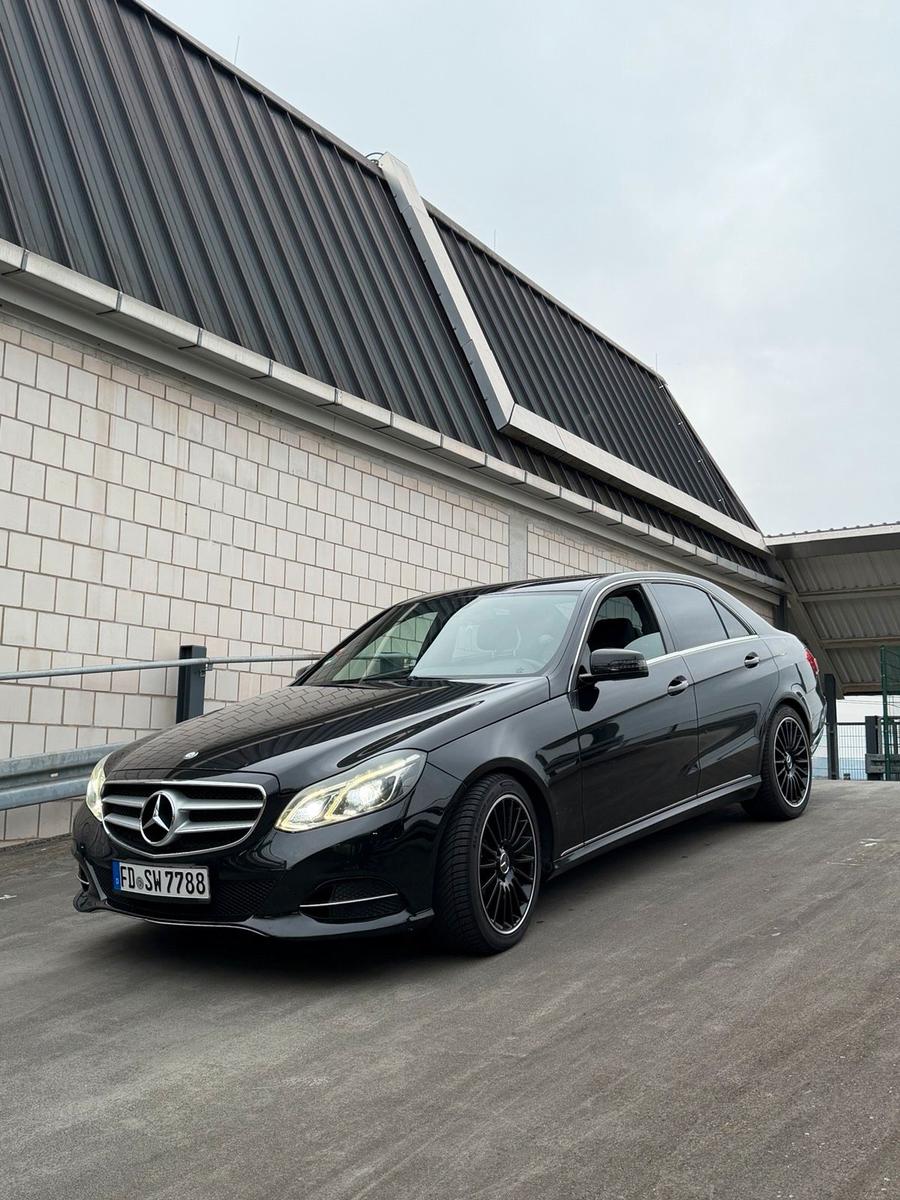 Mercedes-Benz E 300