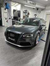 Audi RS3 2.5 TFSI S tronic quattro Sportback - - gebrauchte Audi RS3 aus dem Jahr 2011