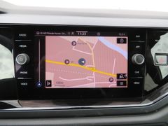VW Polo 1.0 TSI R-Line DSG IQ.Drive Matrix Nav 17'' VW Polo 1.0 TSI R-Line DSG IQ.Drive Matrix Nav 17''