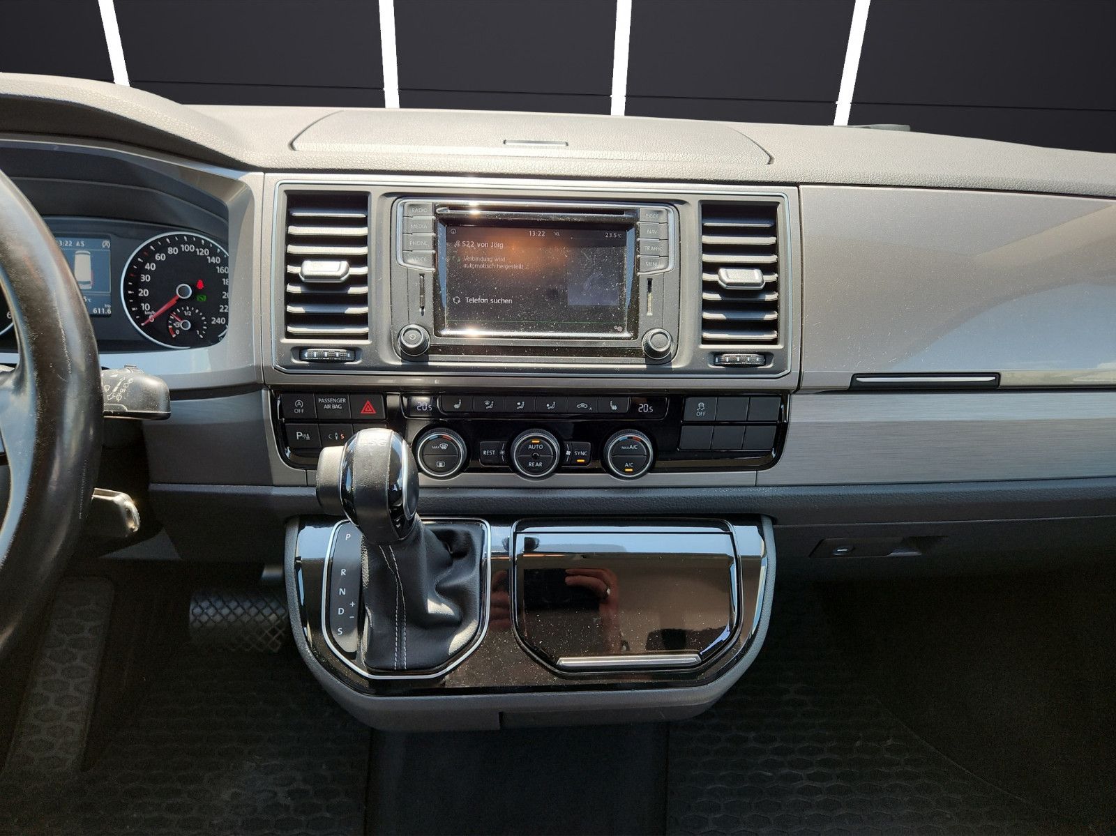 Fahrzeugabbildung Volkswagen T6 Multivan 4Motion Generation Six/AHK/Navi/SDHZ