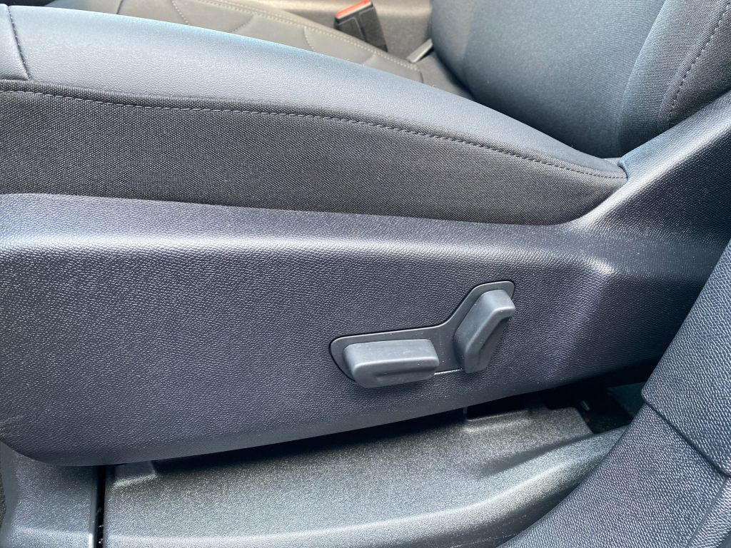 Fahrzeugabbildung Citroën C5 Aircross Pure Tech 130 S&S EAT8 MAX