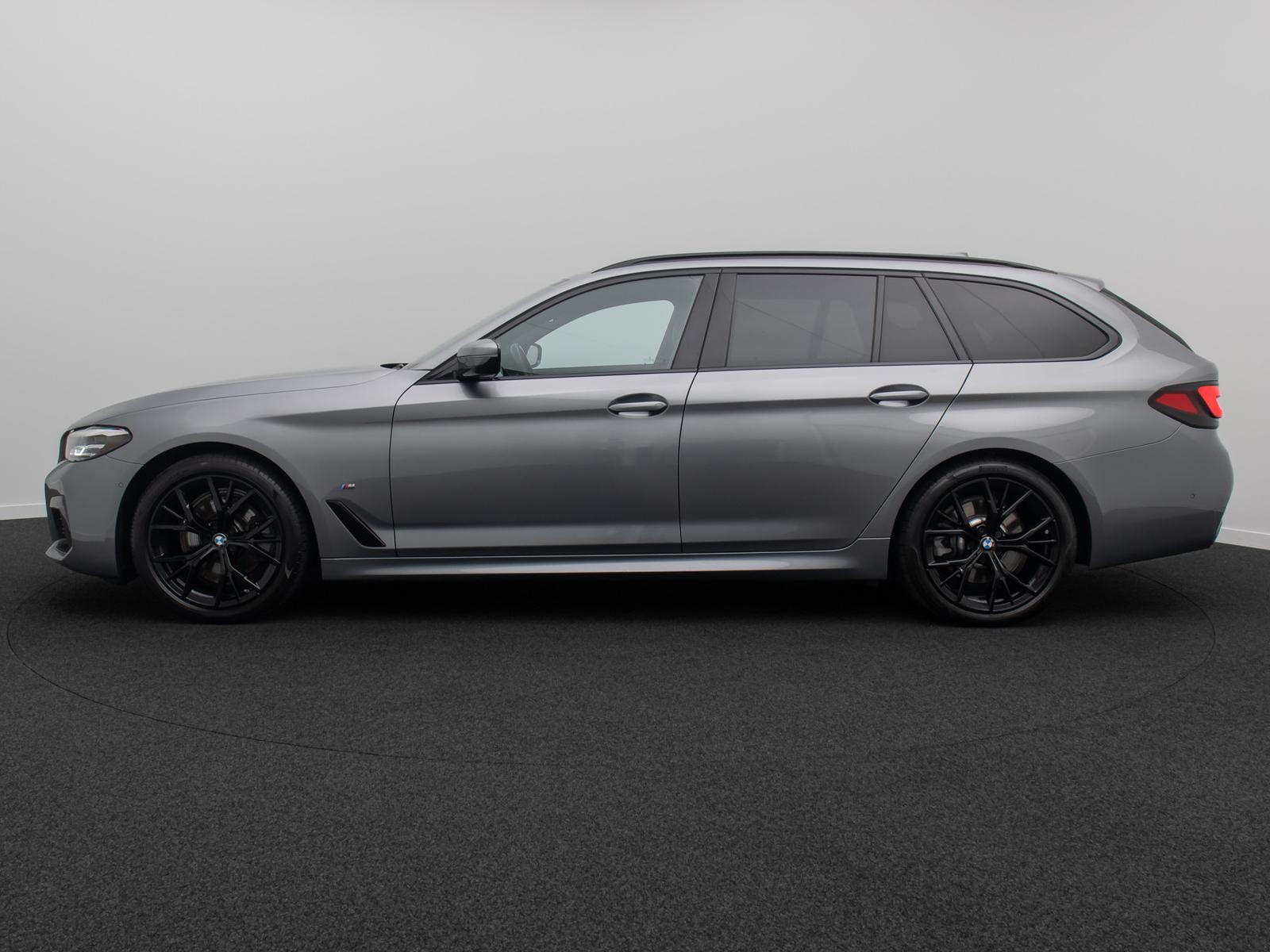 BMW 520d xD M Sport HUD DAB Alarm H/K Kamera AHK 19"