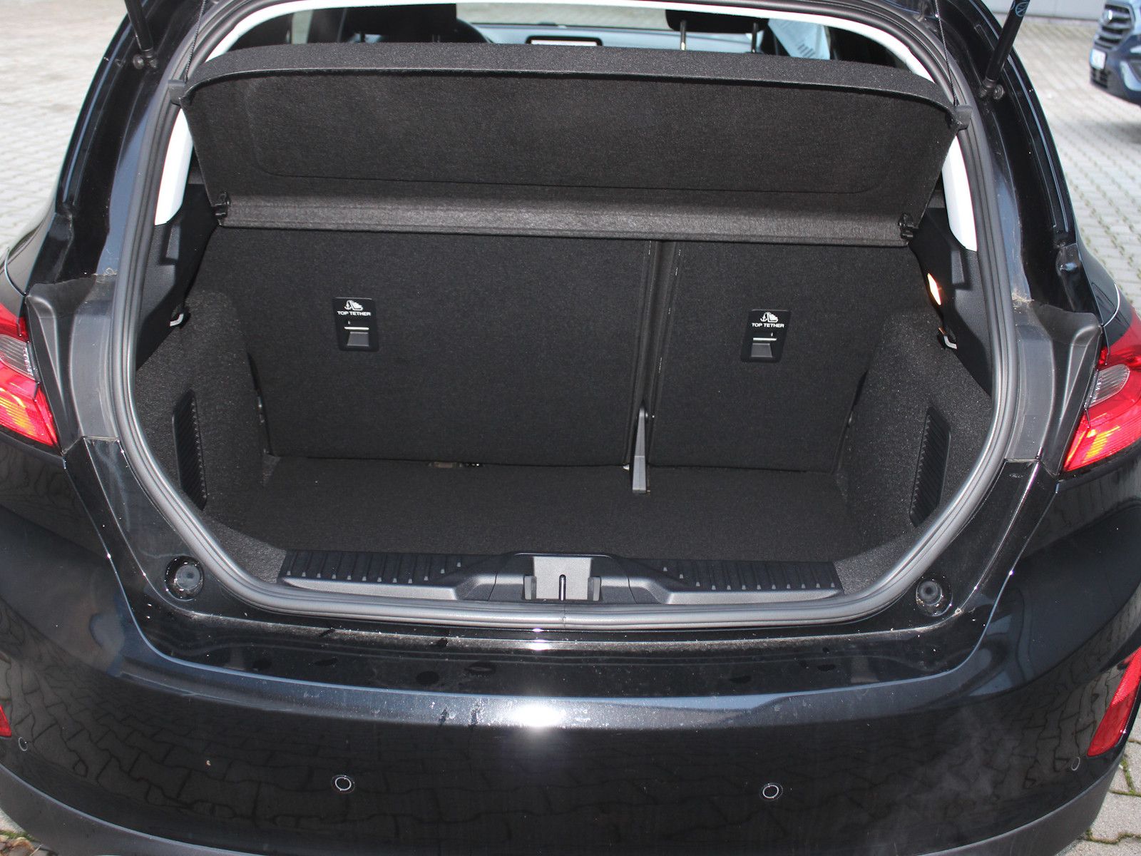 Fahrzeugabbildung Ford Fiesta Active 1,0 EcoBoost Hybrid