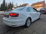 Volkswagen Jetta 1.2 TSi*erst 11500 Km-1. Hand-Alu-Klima* - Volkswagen Jetta: Jetta2