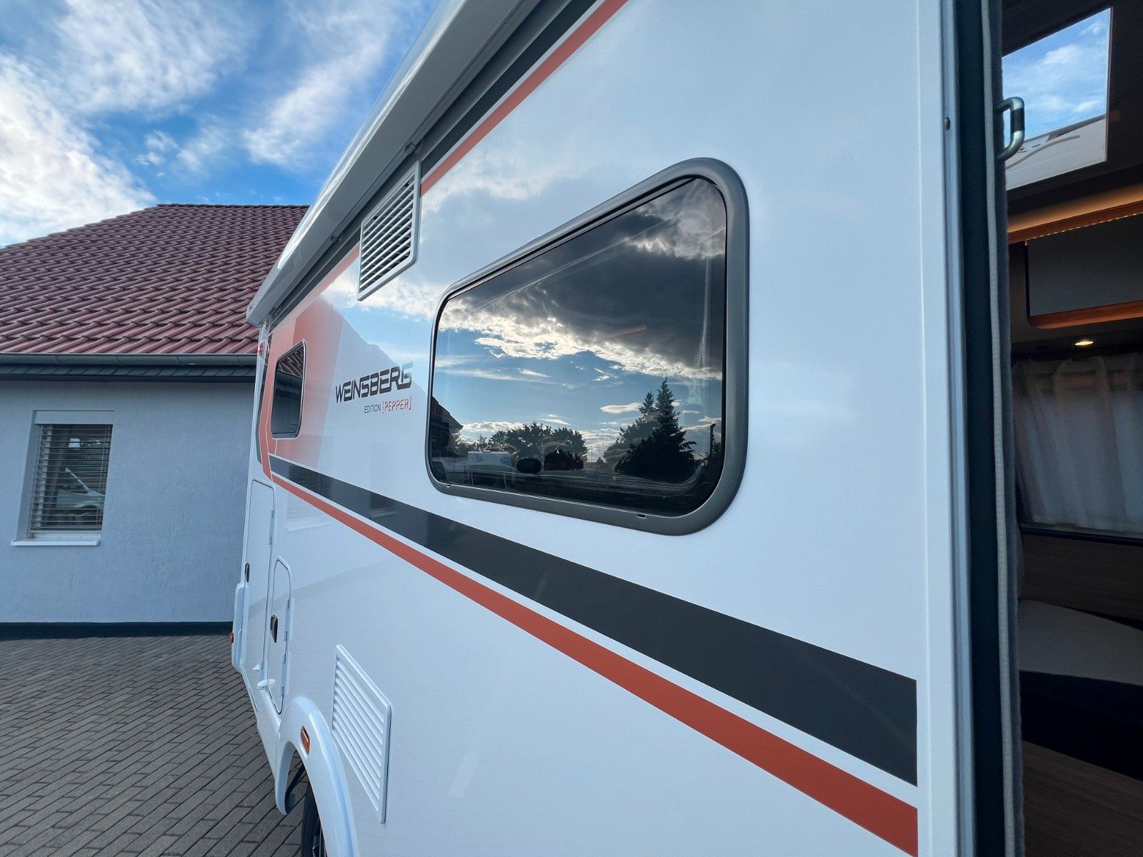 Fahrzeugabbildung Weinsberg CaraCompact Edition Pepper 600 MEG MJ26