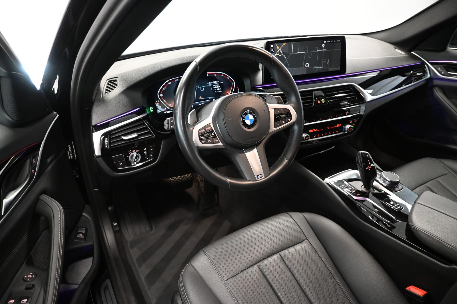 BMW 530 d *KAMERA*ACC*M LENKRAD*KEYLESS*CARPLAY *LED