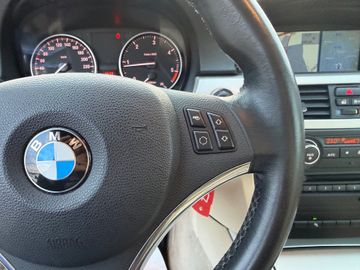 BMW 320 - 12