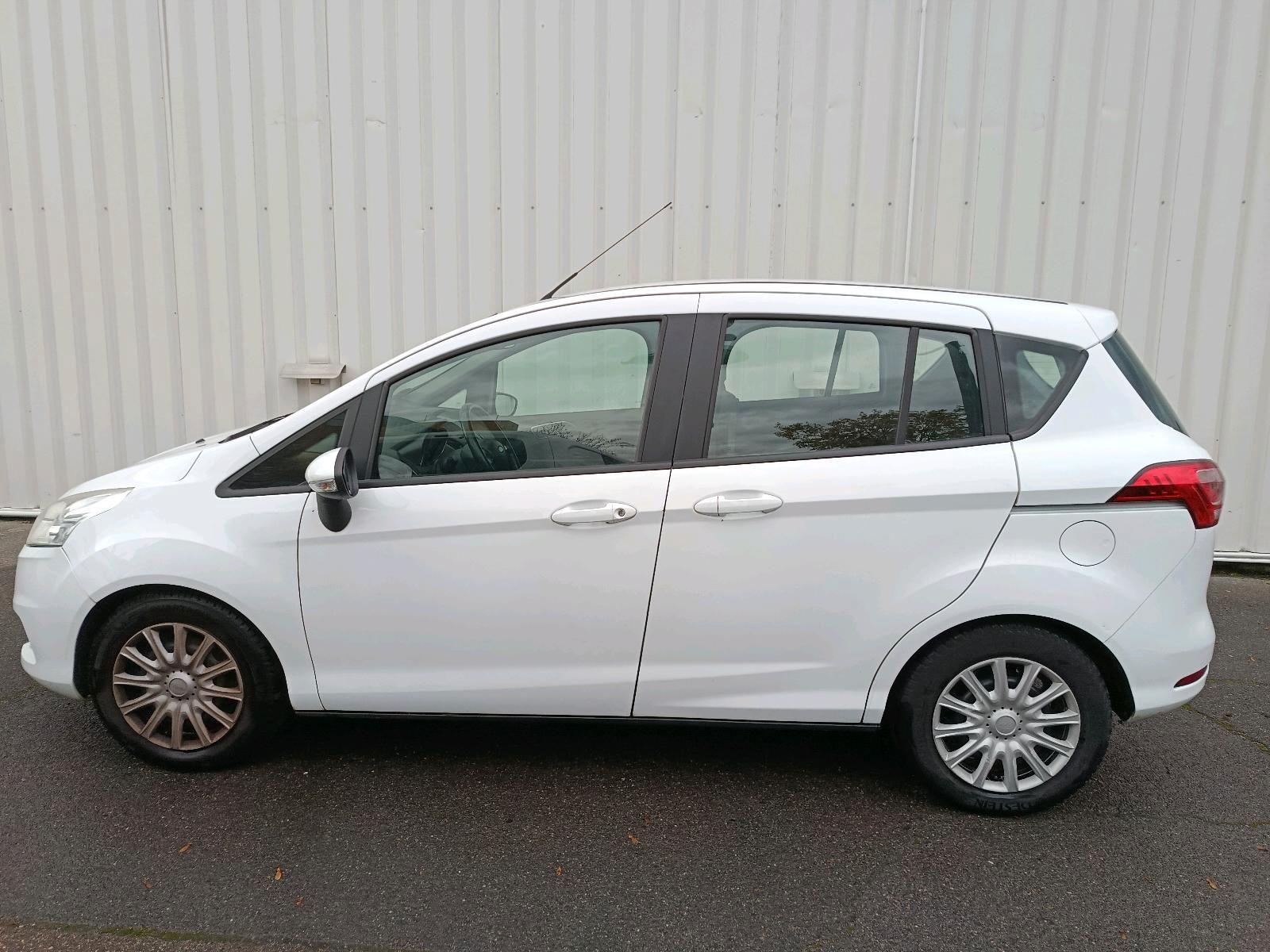 Ford B-MAX 2013 — interior
