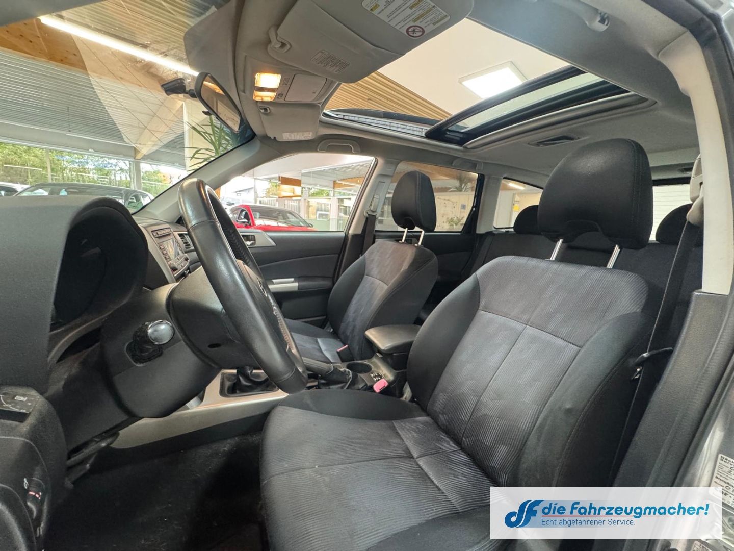 Fahrzeugabbildung Subaru Forester Comfort Xenon Alu Klima el.SP *EXPORT