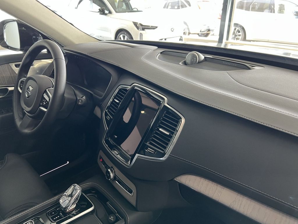 Volvo XC90 T8 Ultra Dark Recharge AWD FourC AHK 22Zoll