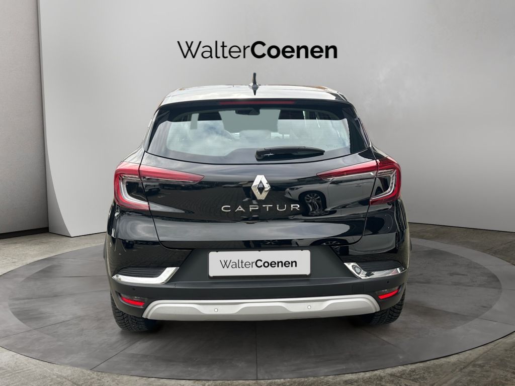 RENAULT Captur TCe 140 EDC GPF INTENS RFK PDC vo+hi RENAULT Captur TCe 140 EDC GPF INTENS RFK PDC vo+hi