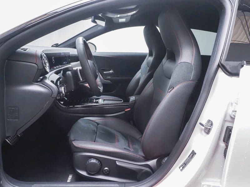 Fahrzeugabbildung Mercedes-Benz CLA 180 SB AMG+NIGHT+AHK+KAMERA+LENKRADHEIZ+