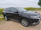 Mitsubishi Plug-in Hybrid Outlander PLUS SPIRIT - Mitsubishi Plug-in Hybrid Outlander von privat