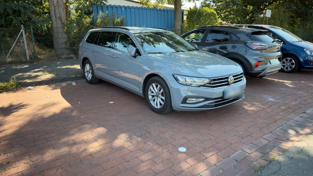 Image of Volkswagen Passat Variant