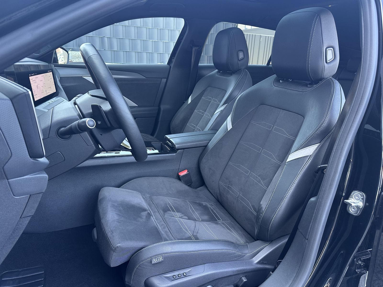 Fahrzeugabbildung Opel Astra SpT 1.5 D Aut. GS NAV+LED+PANO+18ZOLL+1HD