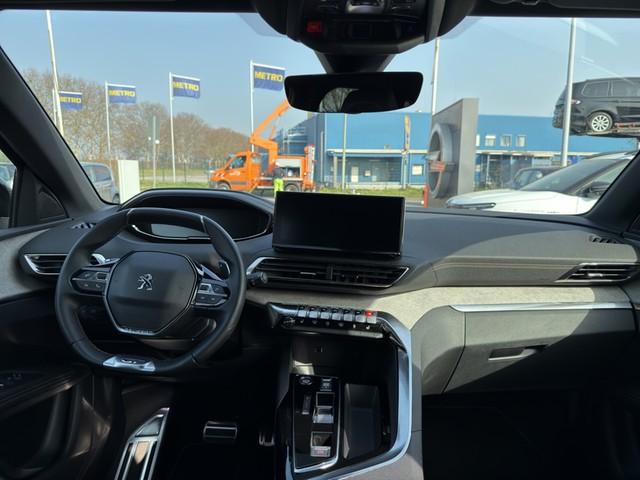 Peugeot 3008 Hybrid 136 GT +ACC+NAVI+LED+CAM+SHZ+