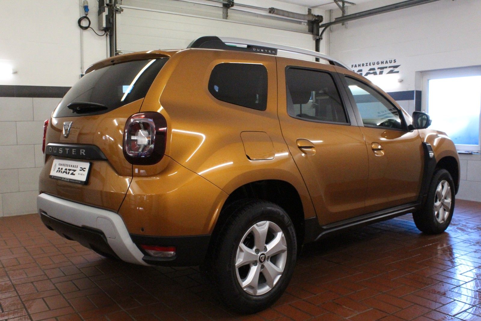 Fahrzeugabbildung Dacia Duster TCe 100 ECO-G LPG Comfort*Allwetter