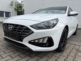 Hyundai i30 cw Mild-Hybrid/ Automatik/ 1 Hand/Scheckheft - Hyundai i30 Hybrid (Diesel/Elektro)