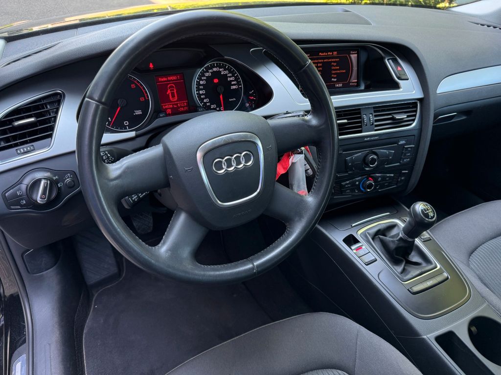 Audi A4 Avant 2.0 TDI ,1.Hand,Klima, AHK,ORIGINAL KM