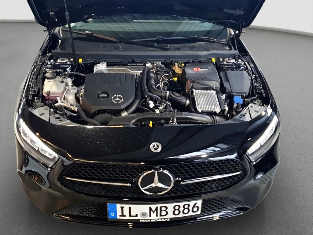 Fahrzeugabbildung Mercedes-Benz A 180 Distronic*AHK*Sound*Night*LED*Sitzhzg*360