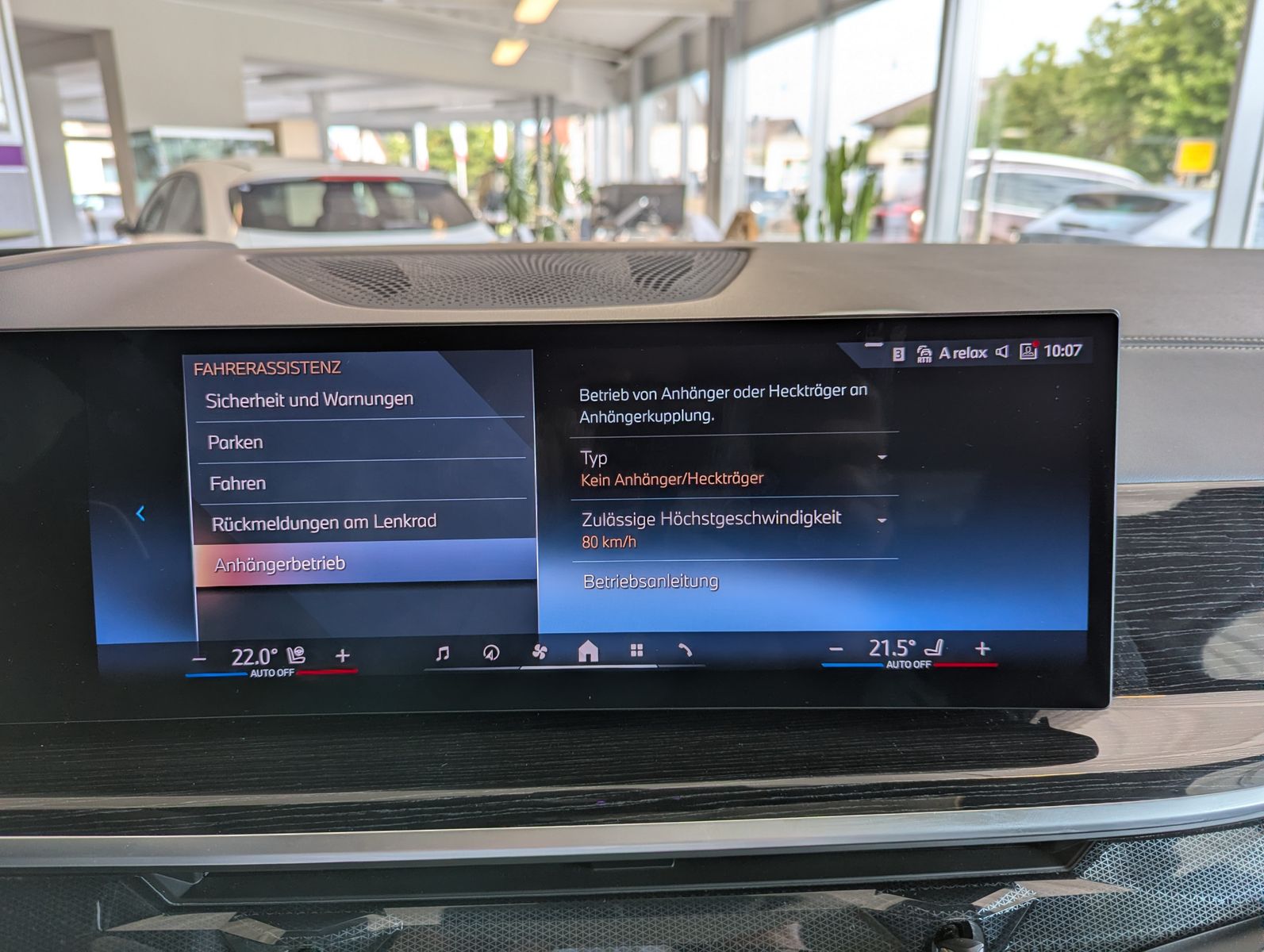 Fahrzeugabbildung BMW X5 40 d xD M-Sport Innov. Travel Merino AHK 21"