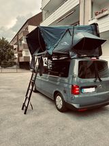 Volkswagen VW T6 Caravelle als Camper mit Dachzelt - Volkswagen T6 Caravelle aus 2015